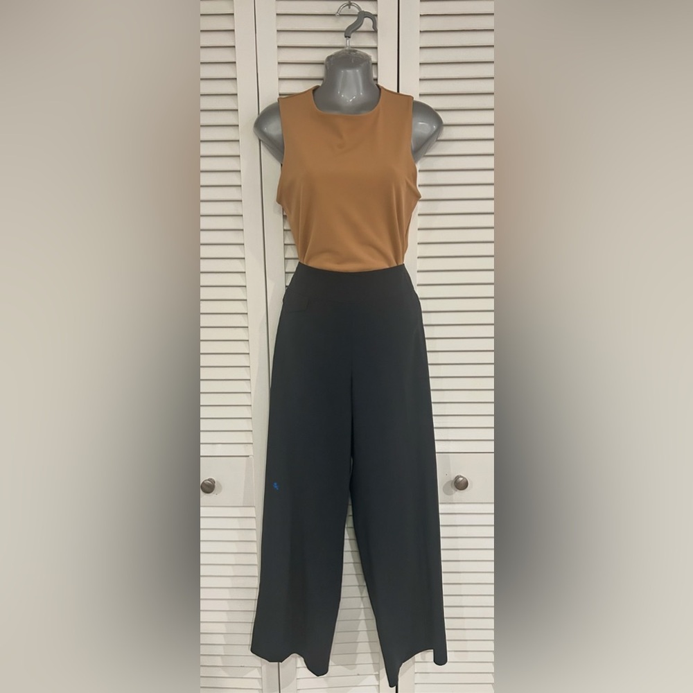 AKRIS Punto dark gray fully lined pants size 10
